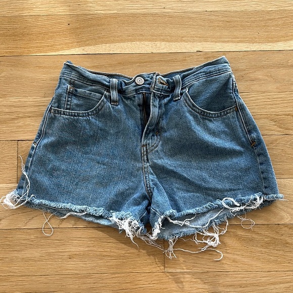 Levi's Blue Jean Shorts High-Waisted Frayed - Picture 1 of 4